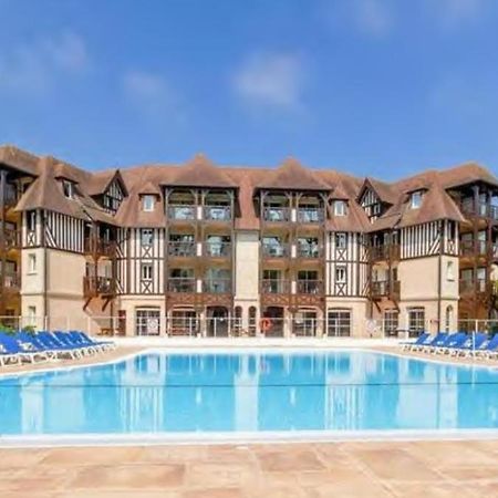Le Cosy Residence Du Golf Довил Екстериор снимка