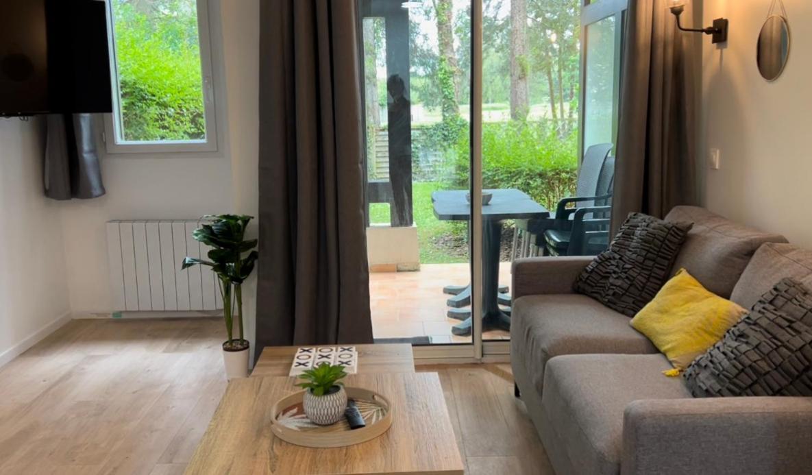 Le Cosy Residence Du Golf Довил Екстериор снимка