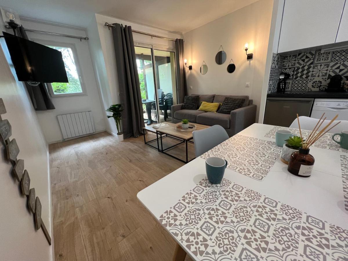 Le Cosy Residence Du Golf Довил Екстериор снимка